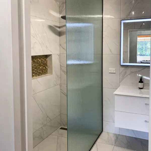Glass Shower Screen 1