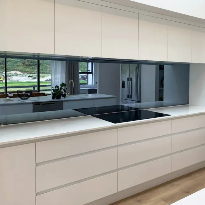 Mirrored Splashback photoshop