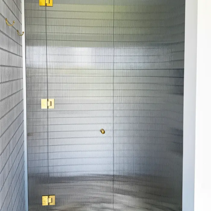 Reeded Glass Showers photoshop