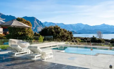 Glass Pool Fence 1 (1)