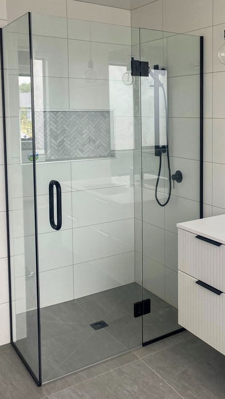 Hinged Glass Shower Door